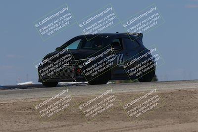 media/Oct-04-2025-OnGrid (Sat) [[44bd565ffa]]/Green Group/Grapevine/